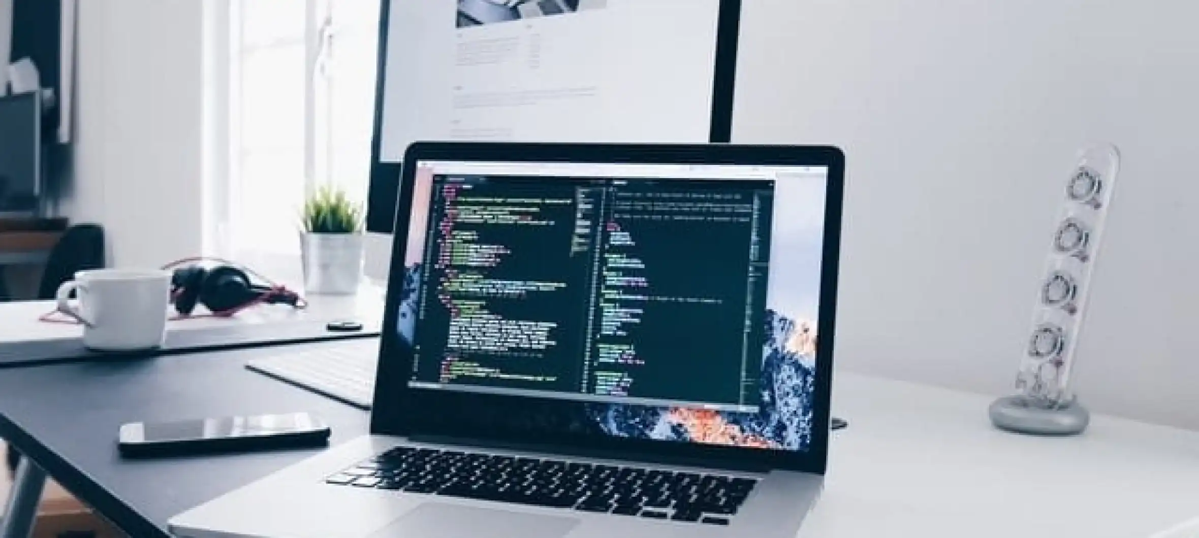 https://enklerevalg.enkle.re/norge/wp-content/uploads/sites/2/2025/06/christopher-gower-m_hrflhgabo-unsplash.webp